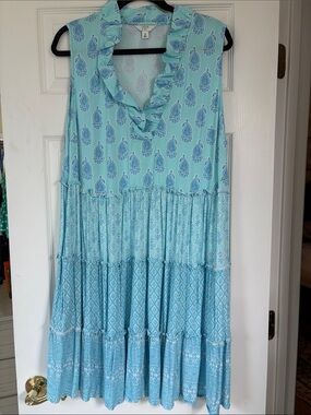 crown & ivy Blue Tiered Ruffle V-Neck Dress